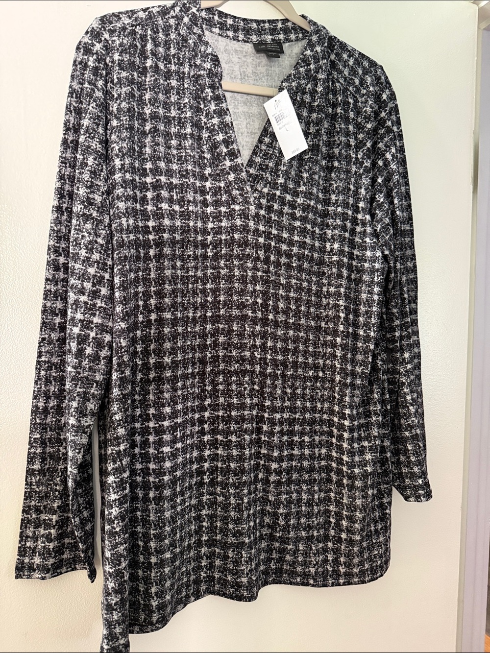 J.Jill Soft & Silky Tweed Patterned V-Neck Long Sleeve No Wrinkle Tunic NWT